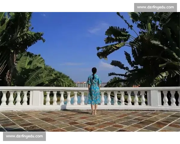 山海织锦：红衫遇蓝裙的跨洋邂逅