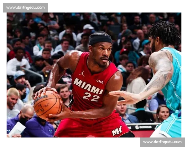 5月7日热火对阵篮网东部焦点战一触即发季后赛生死较量全城瞩目